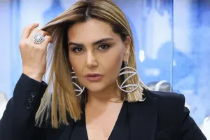 Zülfiyyə Xanbabayevaya özəl hədiyyə!