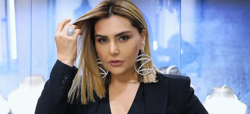 Zülfiyyə Xanbabayevaya özəl hədiyyə!