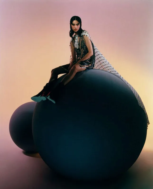 “Vogue” üzü görən şərqi asiyalı ilk qadın…