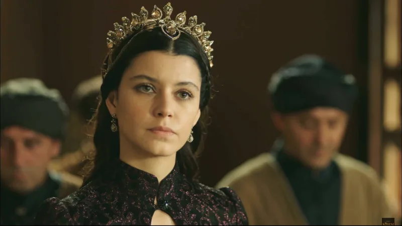 “Ən uğursuz layihəm “Kösem”dir” – Beren Saatdan etiraf