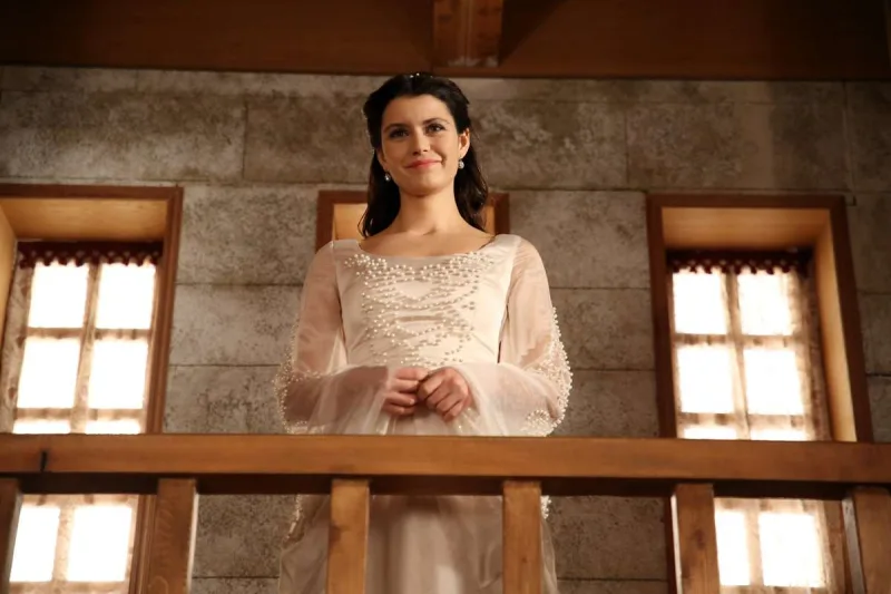 “Ən uğursuz layihəm “Kösem”dir” – Beren Saatdan etiraf
