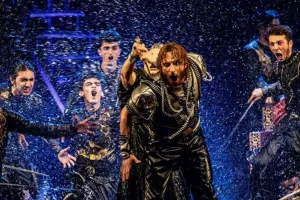 Səhhəti pisləşdi, tamaşası təxirə salındı