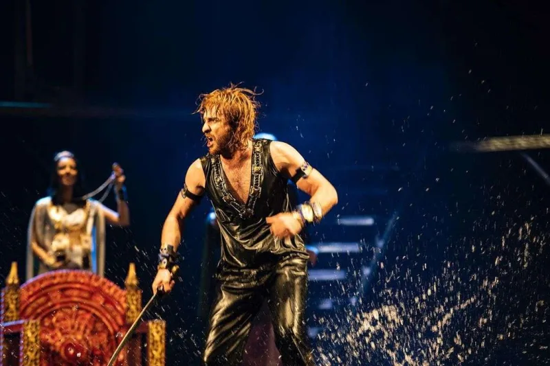 Səhhəti pisləşdi, tamaşası təxirə salındı