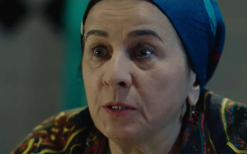 “Tələbələr gətirib borclarını ödəsinlər”