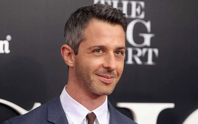 Qırmızı xalçasız  “Qızıl Qlobus”...