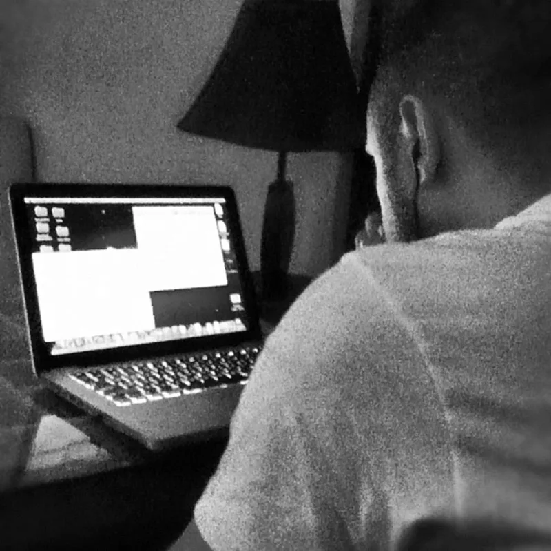 Məşhurlarımızın ilk instaqram addımları...