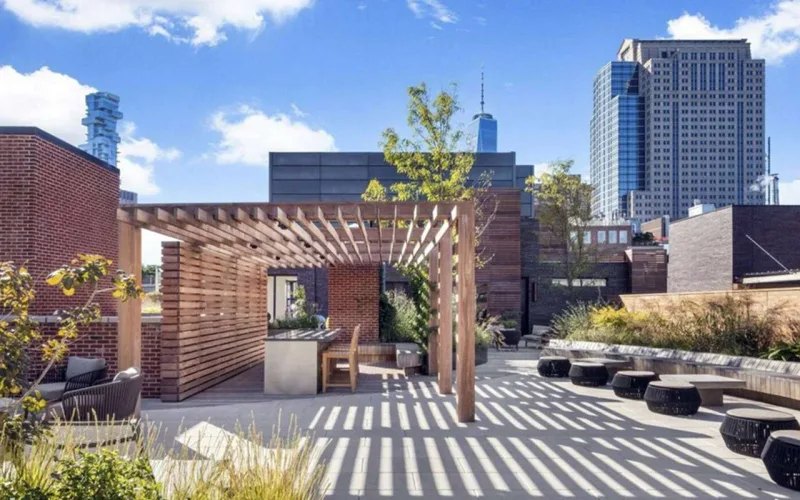 Lüks evini 29 milyona satdı