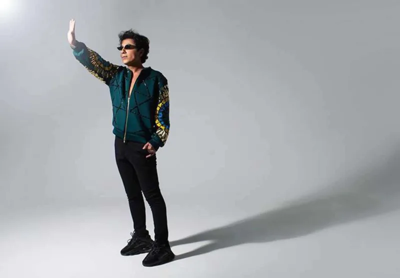 “Mənə düşmür belə bahalı evdə yaşamaq?”