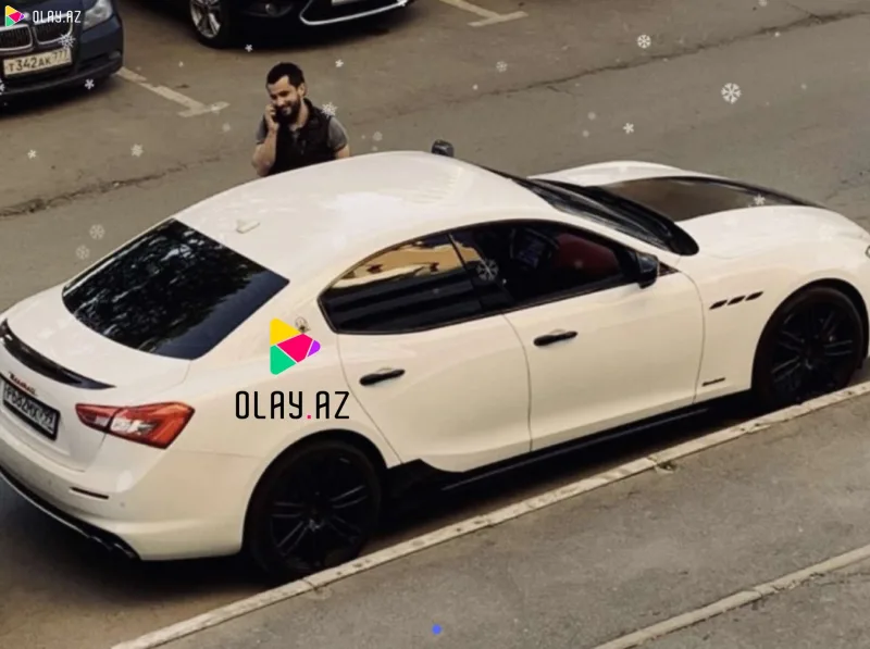 Aysunun gizlətdiyi sevgilisinin fotoları ortaya çıxdı