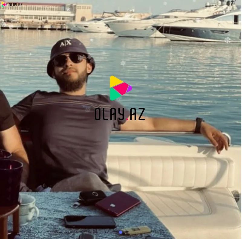 Aysunun gizlətdiyi sevgilisinin fotoları ortaya çıxdı