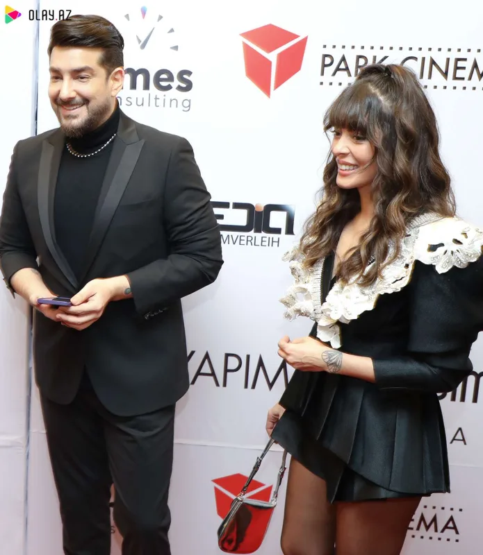 Hazal Kaya Bakıda izdihamla qarşılaşdı