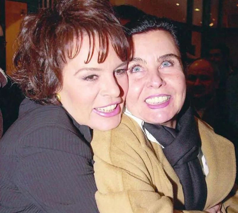 “Sevdiyini itirdikdən sonra Fatma da solmuşdu”