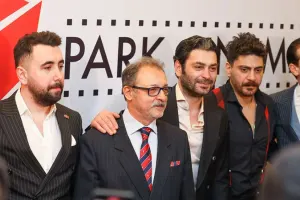 Türk filminin Bakı qalasında izdiham yaşandı