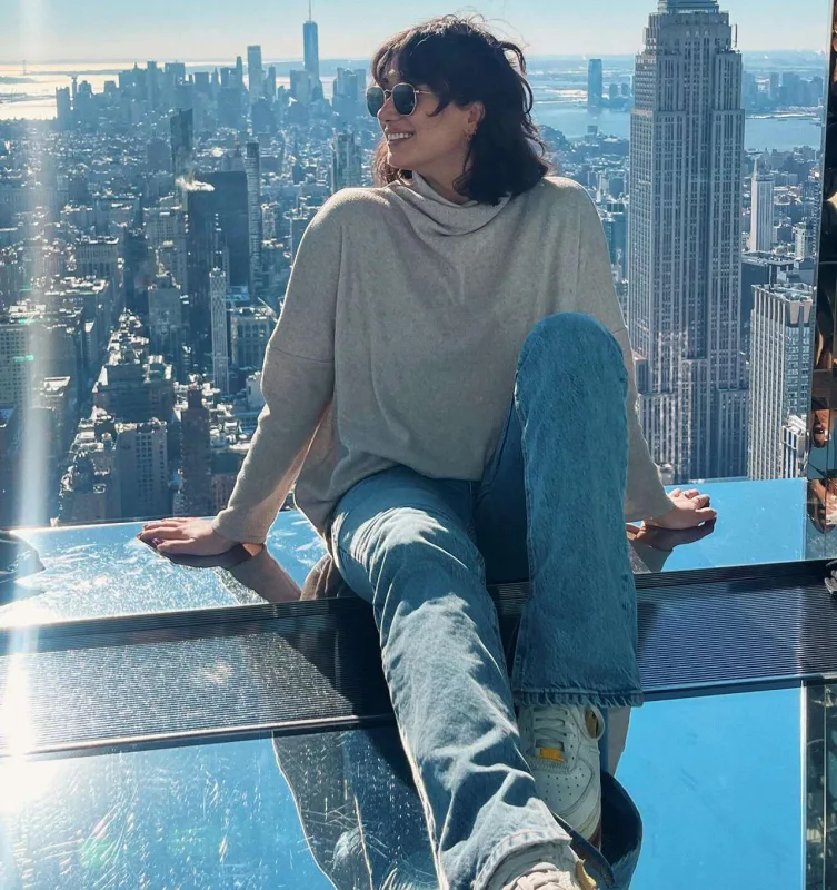 Türk futbolçu azərbaycanlı qızla sevgilidir