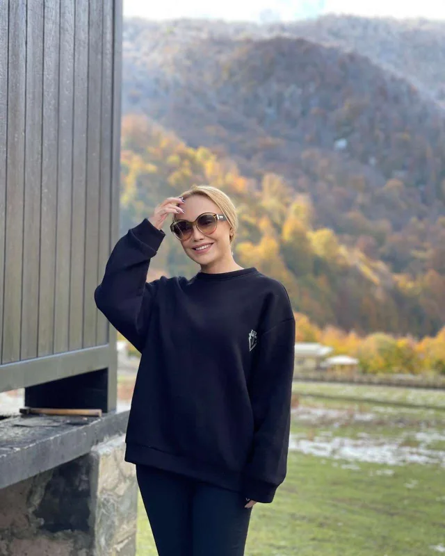 “Adımızdan pul alıb ciblərinə qoyurlar”