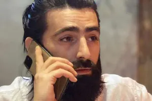 “Aparıcı, prodüser geydir, kiminlə oturasan?” - Video