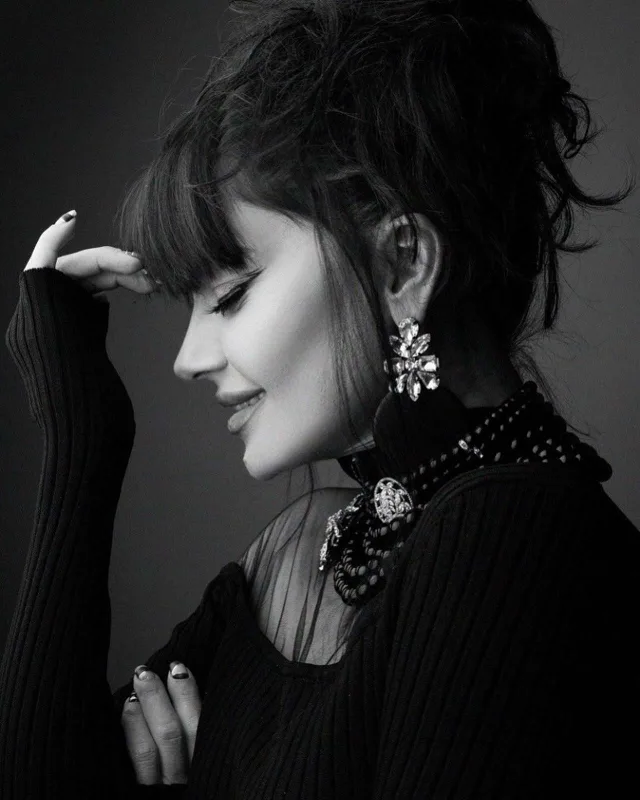 TV-lər məşhurlara pul ödəyəcəkmi?