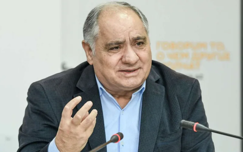 TV-lər məşhurlara pul ödəyəcəkmi?