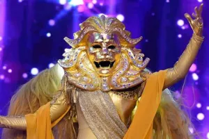 Bu gün maskalar açılacaq!