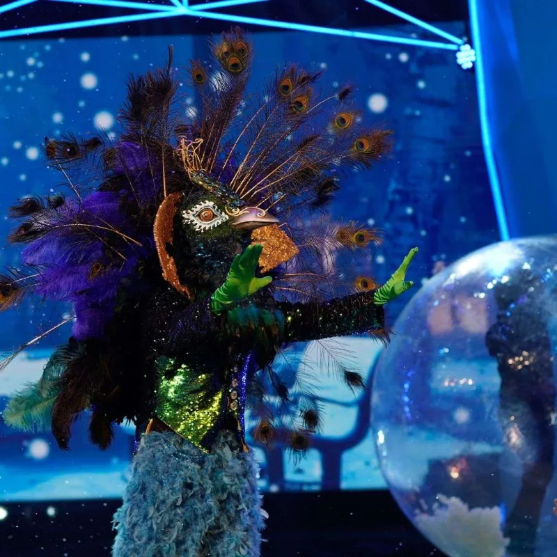 Bu gün maskalar açılacaq!