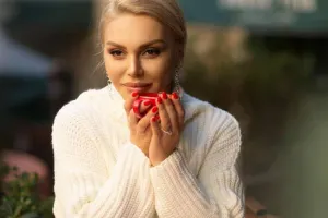 “İlanı yuvasından çıxara biləcək dilim var” – Samirə