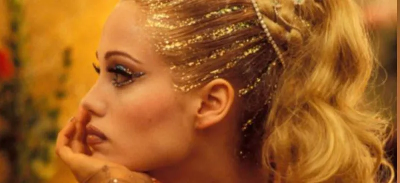 TikTok-da rekord qıran zərli saçlar...