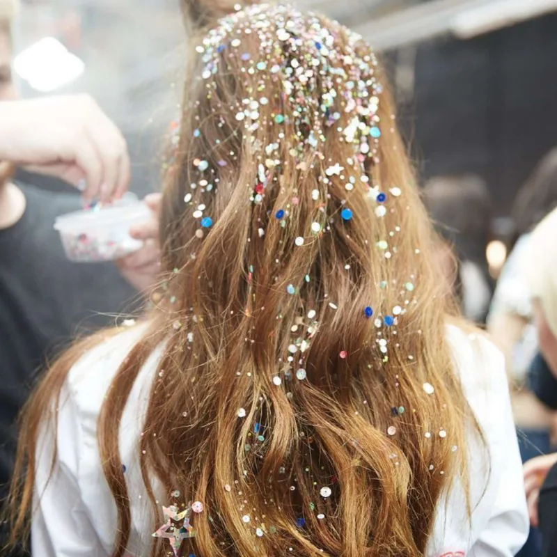 TikTok-da rekord qıran zərli saçlar...