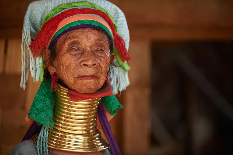 “Halqaları çıxarsalar, boyunları sına bilər” - Bu dəfə Taylandda