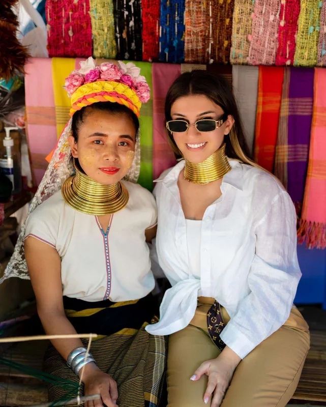 “Halqaları çıxarsalar, boyunları sına bilər” - Bu dəfə Taylandda