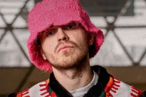 Alinanı onlara dəyişirlər