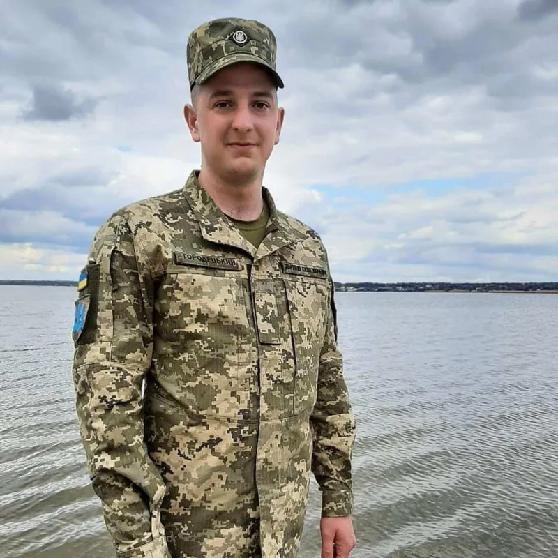 TikTok-da ulduza çevrilən ukraynalı hərbçi - Video