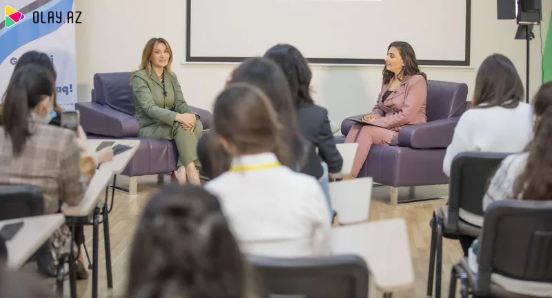 Ruhi Əliyeva gənclərlə görüşdü - Fotolar
