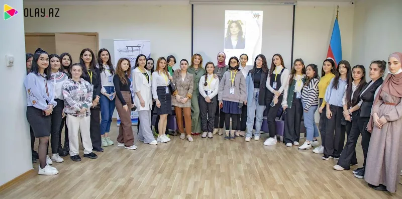 Ruhi Əliyeva gənclərlə görüşdü - Fotolar