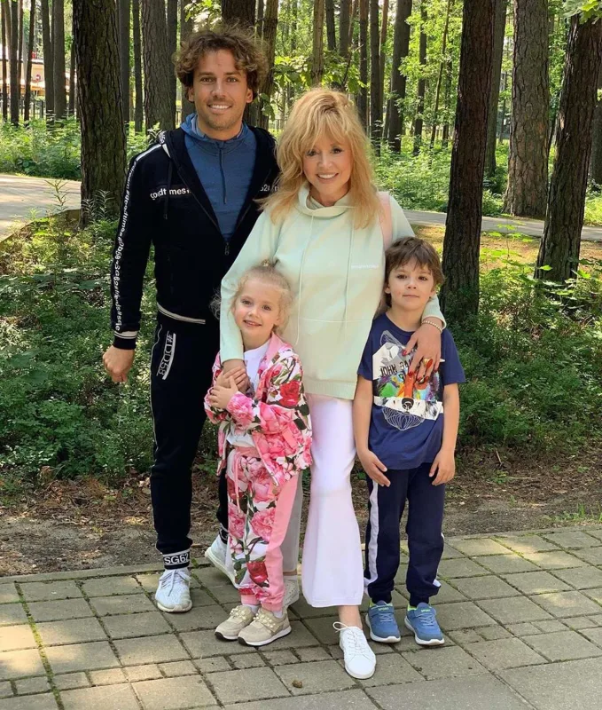 Alla Puqaçova Rusiyadan qaçıb