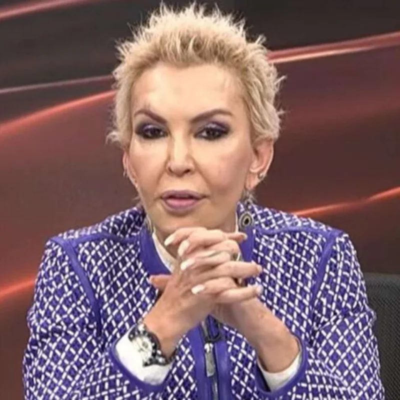 “Sevgililəri Ebrudan sonra gey olurlar”