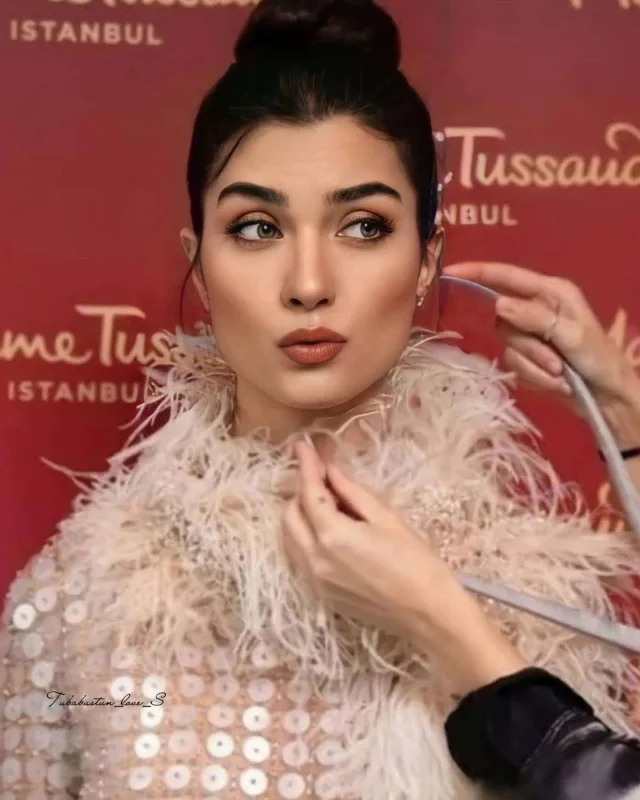 Hazal Kayanı tənqid etdi, aktrisaların qəzəbinə uğradı