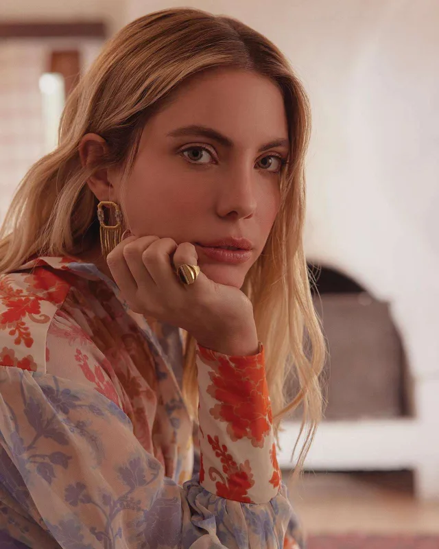 Qüsursuz “qüsurlu” dəri - Bu ilin trendi