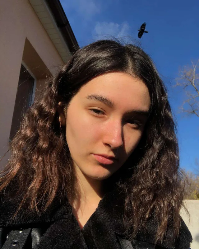 Ukraynalı qız müharibədə fenomen oldu