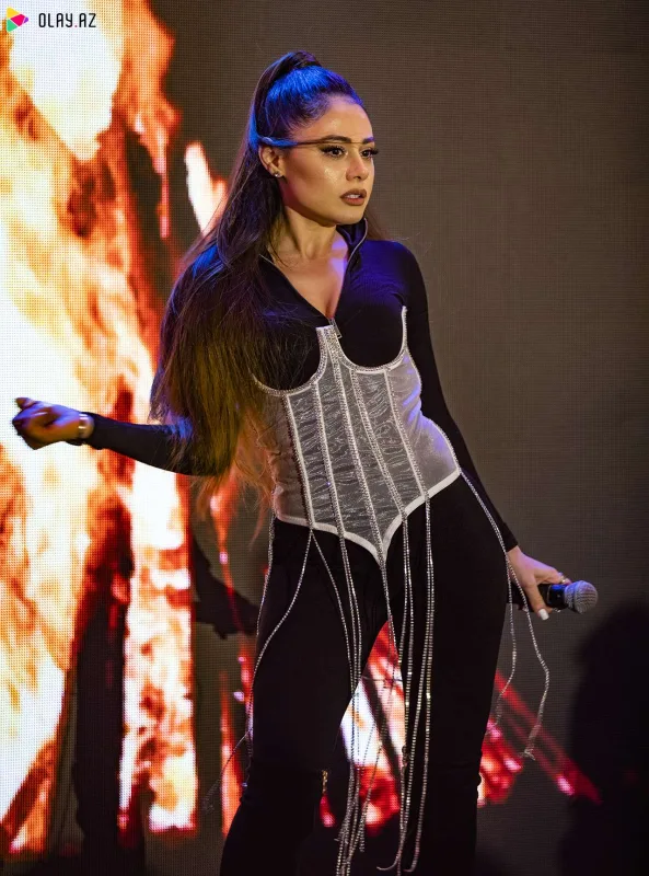 Məşhurlar xalq konsertində!