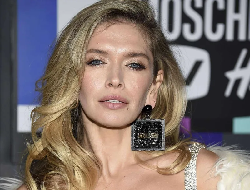 Ukraynanı dəstəkləyən ulduzlara qadağa!