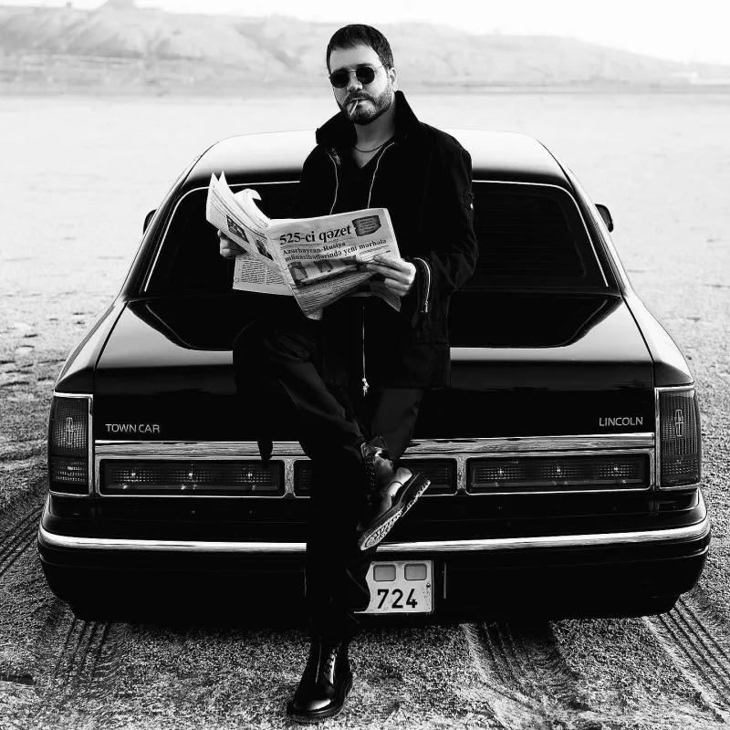 “Rəsulun kompleksi var, zövqünü dəyişməlidir”