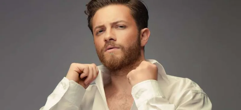 “Az qala donmuşdum”