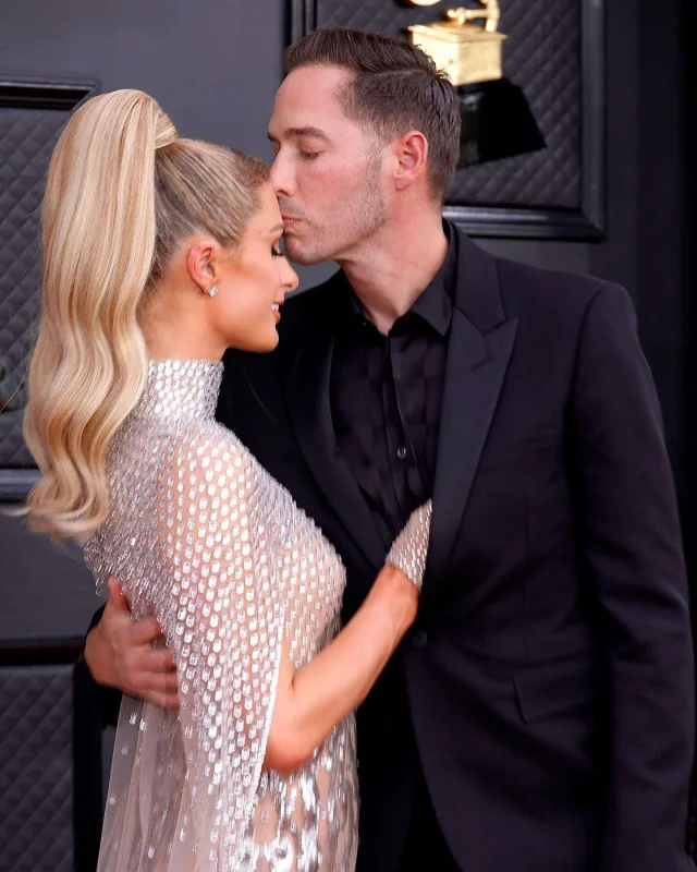 Qırmızı xalıda eşq var!