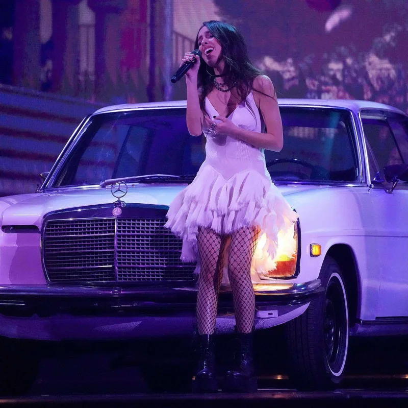 “Qremmi” çaşqınlıq yaratdı - Sürprizlərlə dolu gecədə yaşananlar