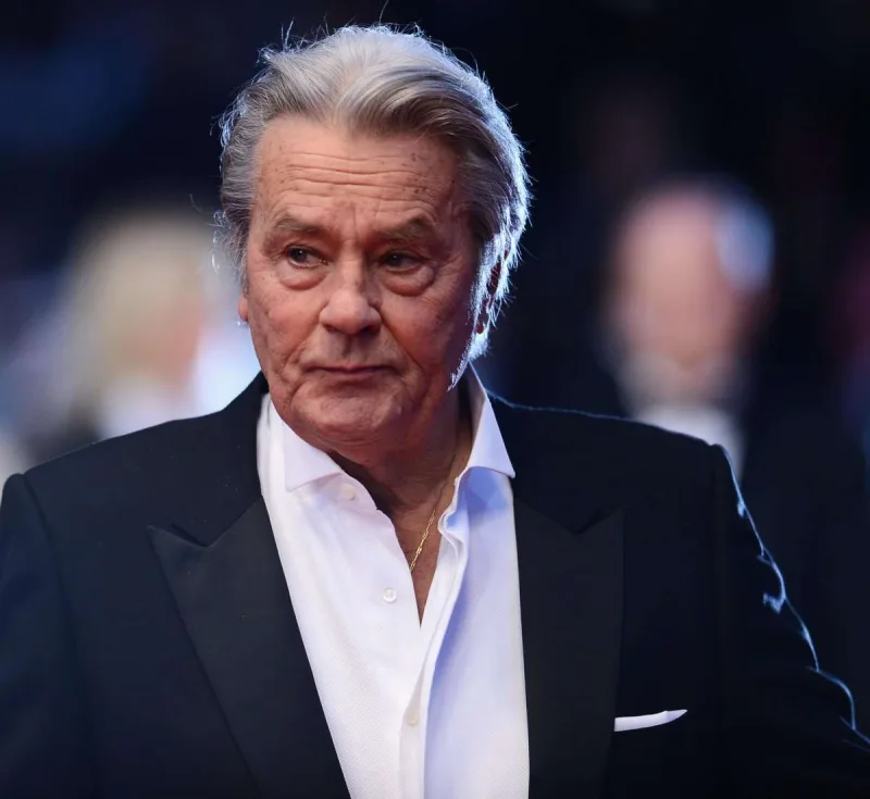 Alen Delonun ölüm xəbəri yayıldı