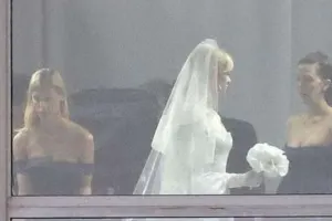 Özəl görüntülər satıldı - Bəy gəlinin soyadına keçəcək