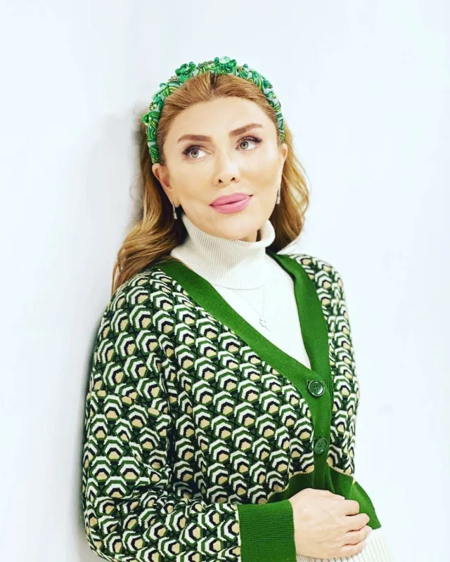 “Müalicələr etsəm də, səsim açılmır”