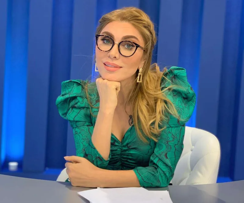 “Müalicələr etsəm də, səsim açılmır”