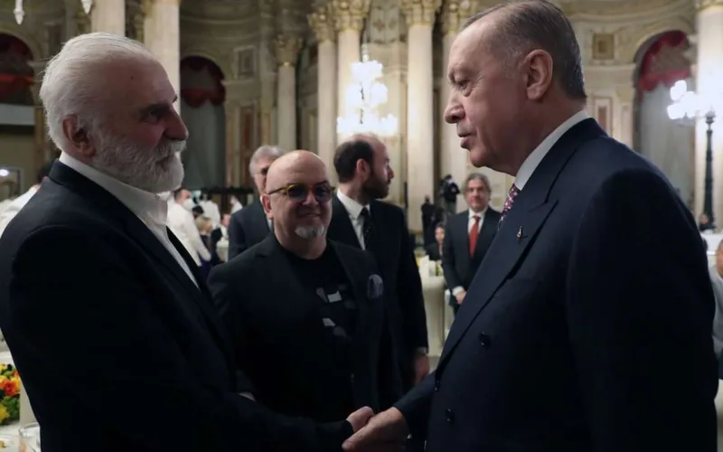 Ərdoğan məşhurlarla iftar yeməyində nə istədi?