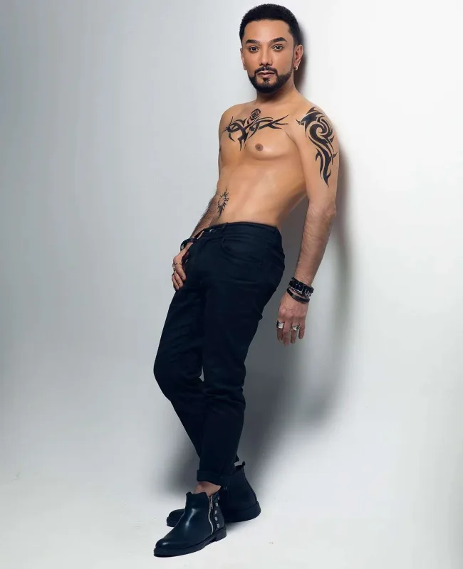 “Faiq edir, amma el qınağından qorxuram”